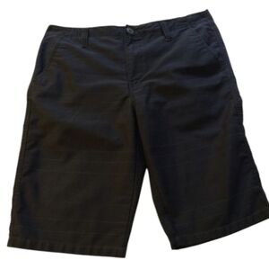 Size 34 men's classic flat front dark blue stripe short